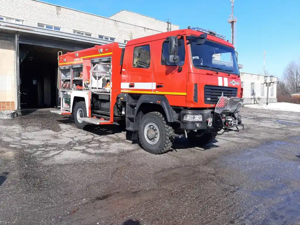 У Харкові під час пожежі врятували чоловіка з опіками та отруєнням чадним газом У Харкові під час пожежі врятували чоловіка з опіками та отруєнням чадним газом