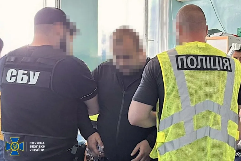 На Харківщині лікаря та експравоохоронця підозрюють у торгівлі фіктивними довідками про інвалідність На Харківщині лікаря та експравоохоронця підозрюють у торгівлі фіктивними довідками про інвалідність