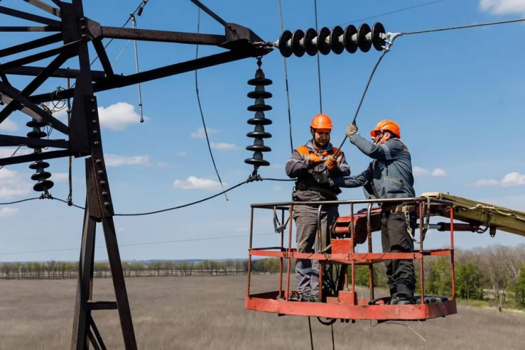 Укренерго назвало регіони з найважчою ситуацією зі світлом Укренерго назвало регіони з найважчою ситуацією зі світлом