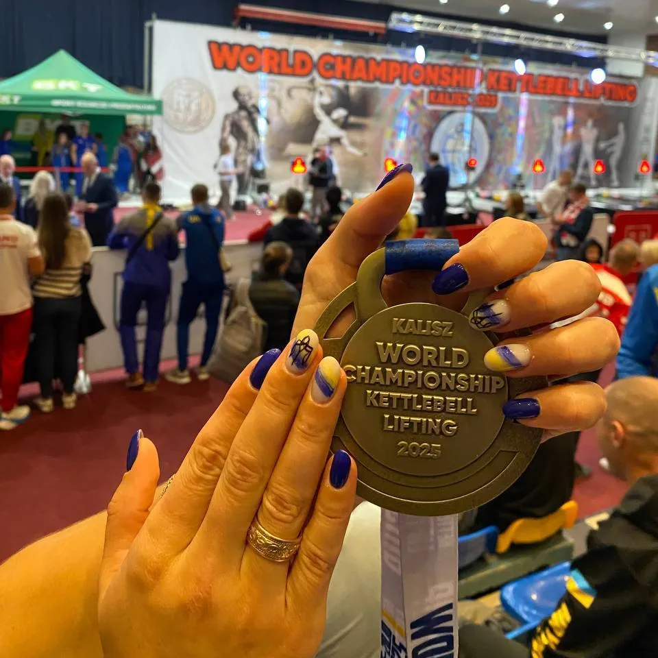 Ірина Лебединець з Харківщини здобула «золото» на чемпіонаті світу з гирьового спорту