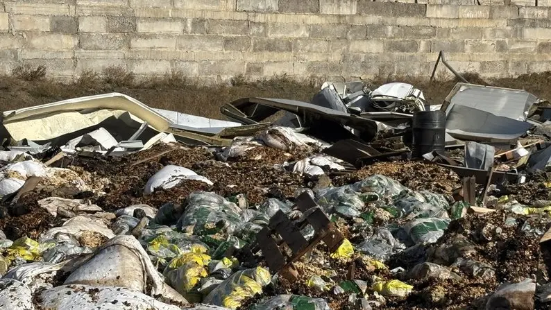Російські дрони атакували Чугуїв: зруйновано підприємство з виробництва макаронів Російські дрони атакували Чугуїв: зруйновано підприємство з виробництва макаронів