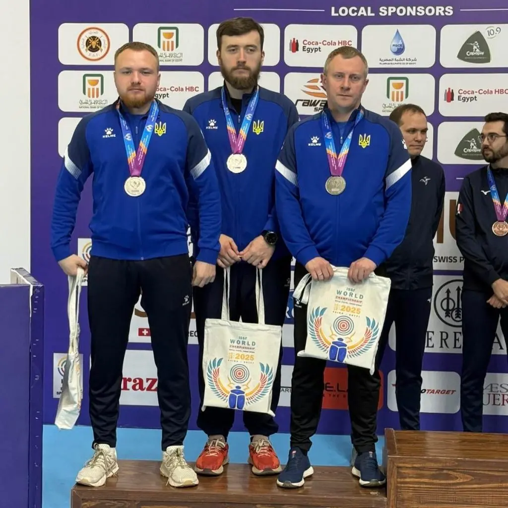 Павло Коростильов виборов золото світової першості у стрільбі з пістолета Павло Коростильов виборов золото світової першості у стрільбі з пістолета