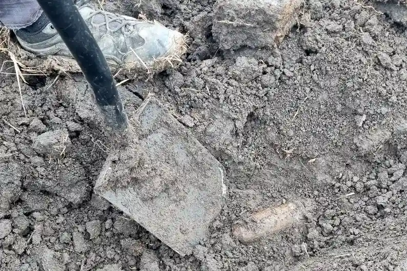 У полі на Харківщині під час робіт виявили 16 артснарядів Другої світової