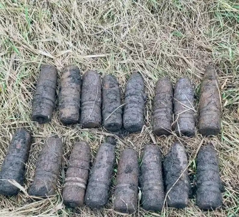 У полі на Харківщині під час робіт виявили 16 артснарядів Другої світової