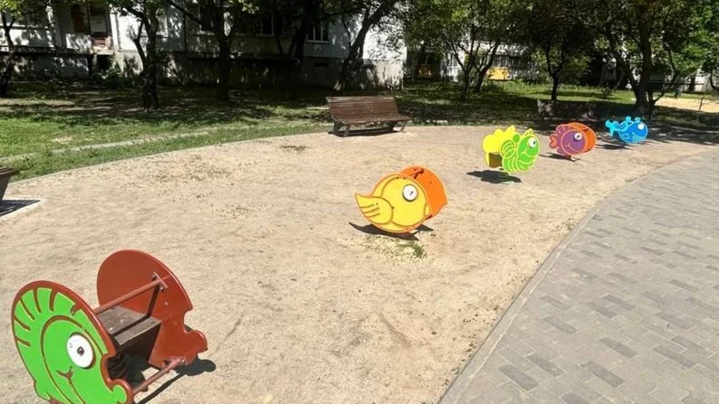 Харківському ФОПу оголосили підозру у можливому завищенні вартості ремонту дитмайданчика Харківському ФОПу оголосили підозру у можливому завищенні вартості ремонту дитмайданчика