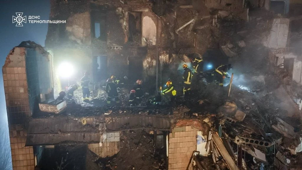 У Тернополі кількість загиблих після російського удару збільшилася до 28 У Тернополі кількість загиблих після російського удару збільшилася до 28
