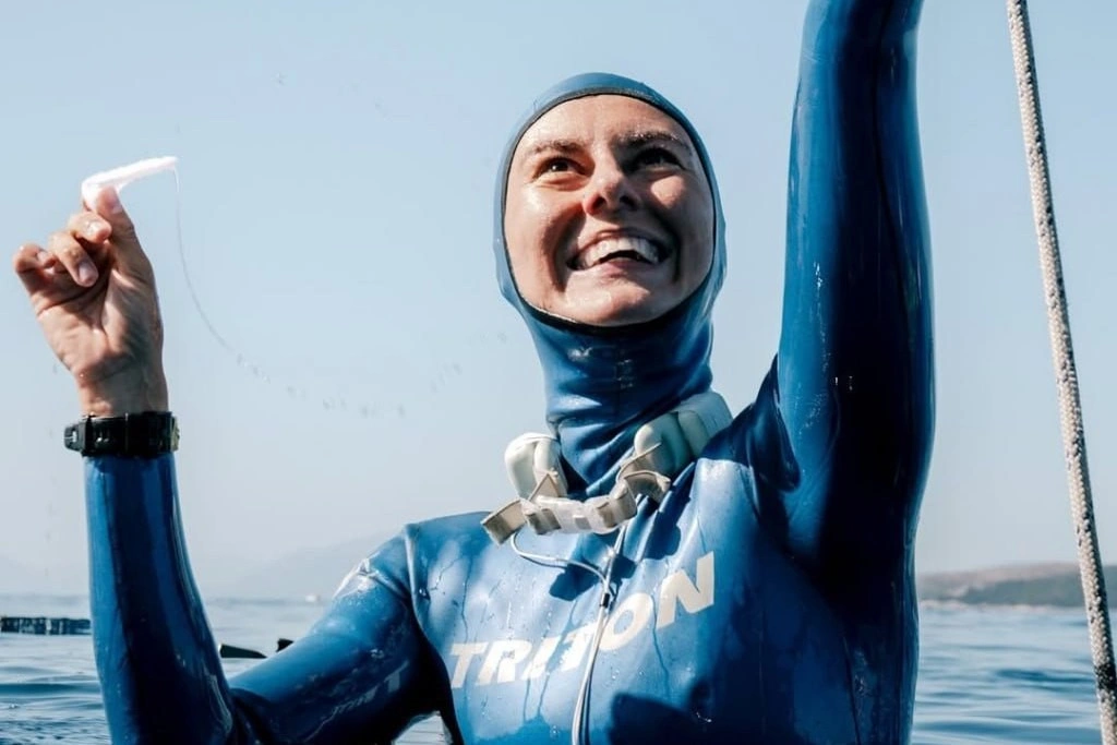 Українська фрідайверка встановила черговий світовий рекорд на змаганнях у Домінікані Українська фрідайверка встановила черговий світовий рекорд на змаганнях у Домінікані