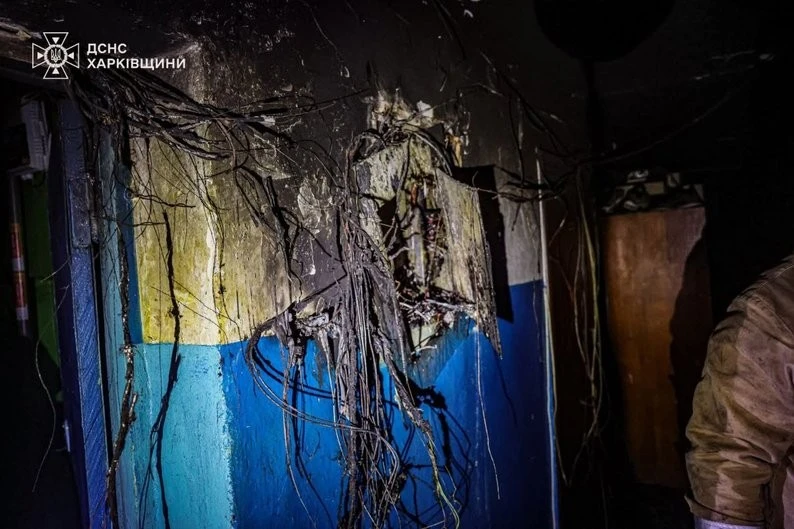 У харківській багатоповерхівці спалахнула пожежа в електрощитовій: врятовано понад десять мешканців У харківській багатоповерхівці спалахнула пожежа в електрощитовій: врятовано понад десять мешканців
