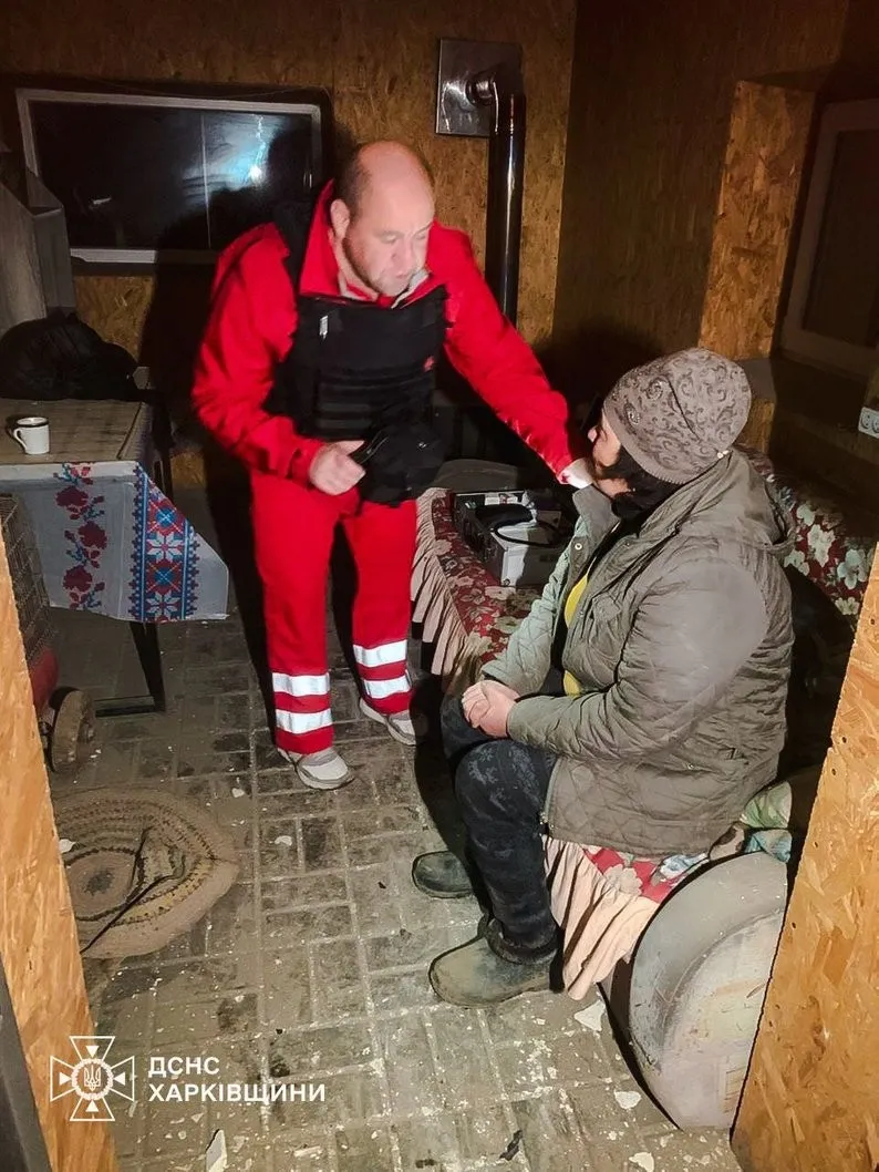 Удар безпілотників по фермі на Харківщині: поранена охоронниця і знищене поголів’я свиней Удар безпілотників по фермі на Харківщині: поранена охоронниця і знищене поголів’я свиней