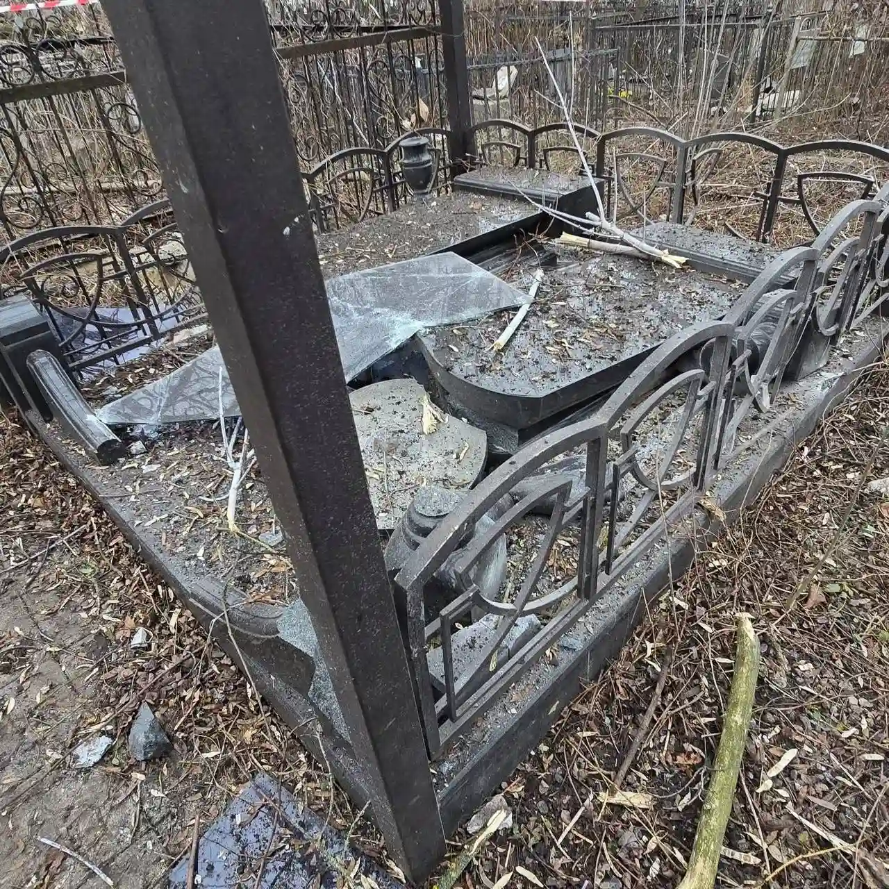У Харкові пошкоджено єврейське кладовище після чергового російського удару