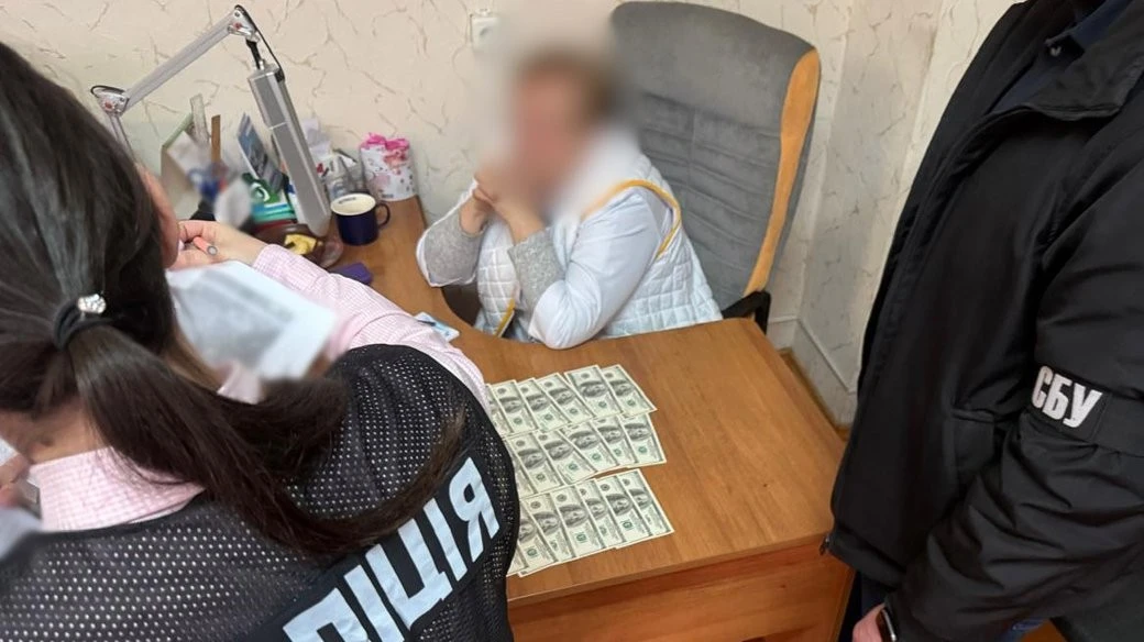 Депутатку міськради на Одещині затримано за підозрою в хабарництві Депутатку міськради на Одещині затримано за підозрою в хабарництві