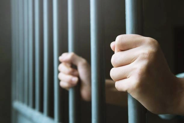 На Харківщині шахрай і крадій отримав 6 років за серію злочинів На Харківщині шахрай і крадій отримав 6 років за серію злочинів
