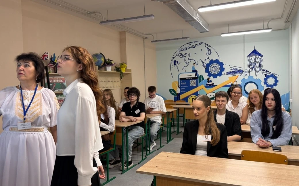 Зарплати харківських учителів зростуть: що чекає педагогів у 2026 році Зарплати харківських учителів зростуть: що чекає педагогів у 2026 році