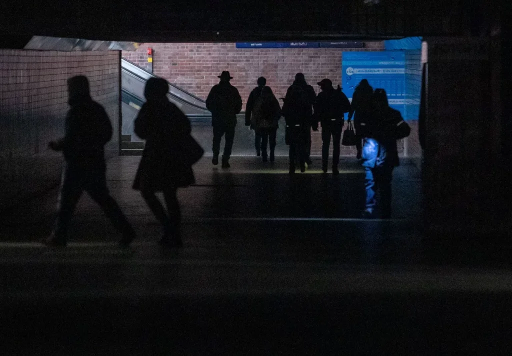 У Харкові підтвердили шосту жертву удару по житловому кварталу