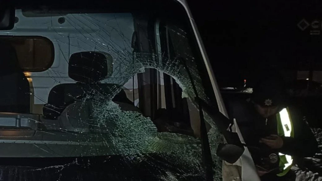 Двоє пішоходів загинули у Харкові під колесами Opel Movano Двоє пішоходів загинули у Харкові під колесами Opel Movano