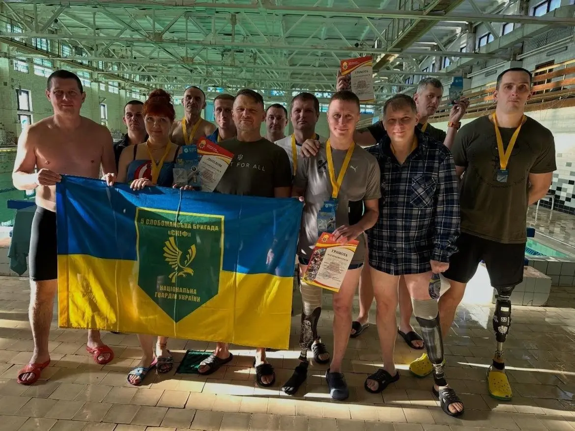 Слобожанські гвардійці тріумфували на чемпіонаті з плавання у Харкові