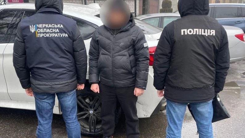 Корупційний скандал на Черкащині: заступник мера спійманий під час спроби дати хабар