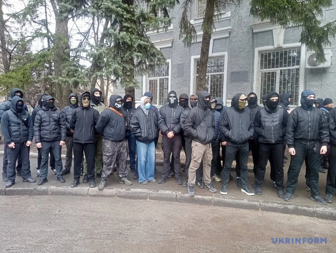 Резонансна справа у Харкові: суд не задовольнив позов гвардійця про шлюбні відносини з партнером