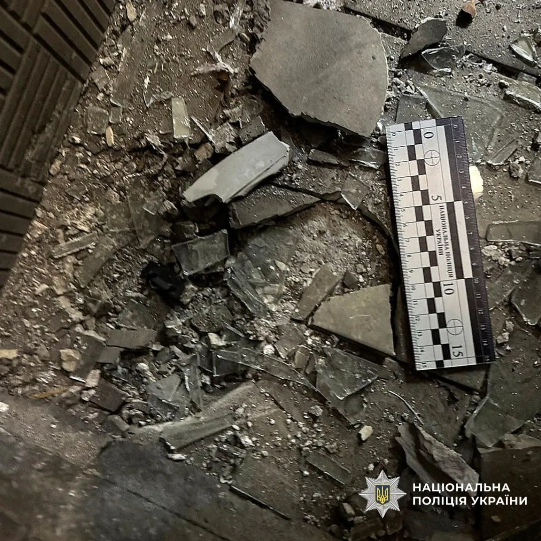 Вибух біля супермаркету в Харкові: поліція вилучила деталь від гранати