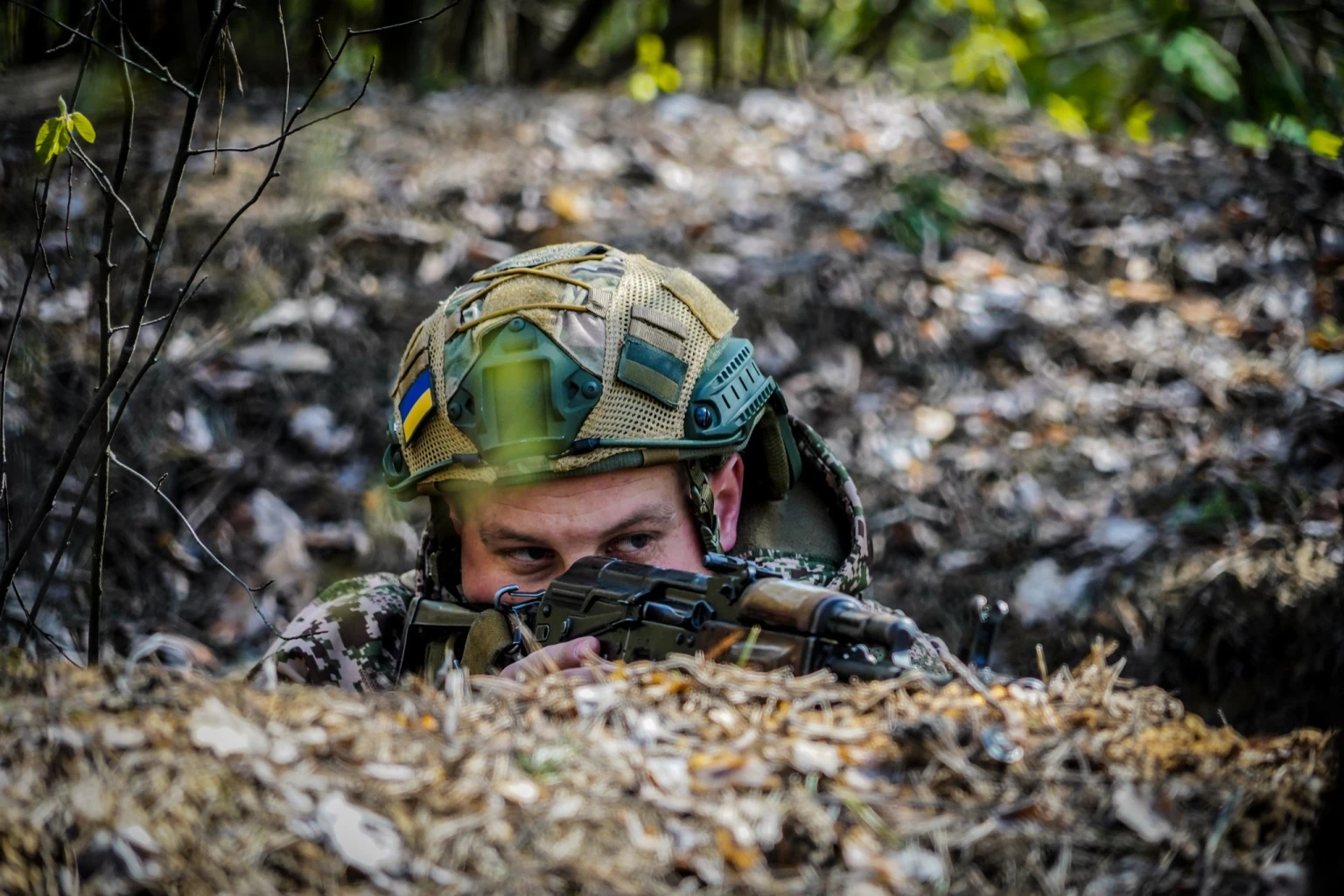 Офіцерський вишкіл на передовій: на Харківщині завершилися бойові збори молодших лейтенантів НГУ