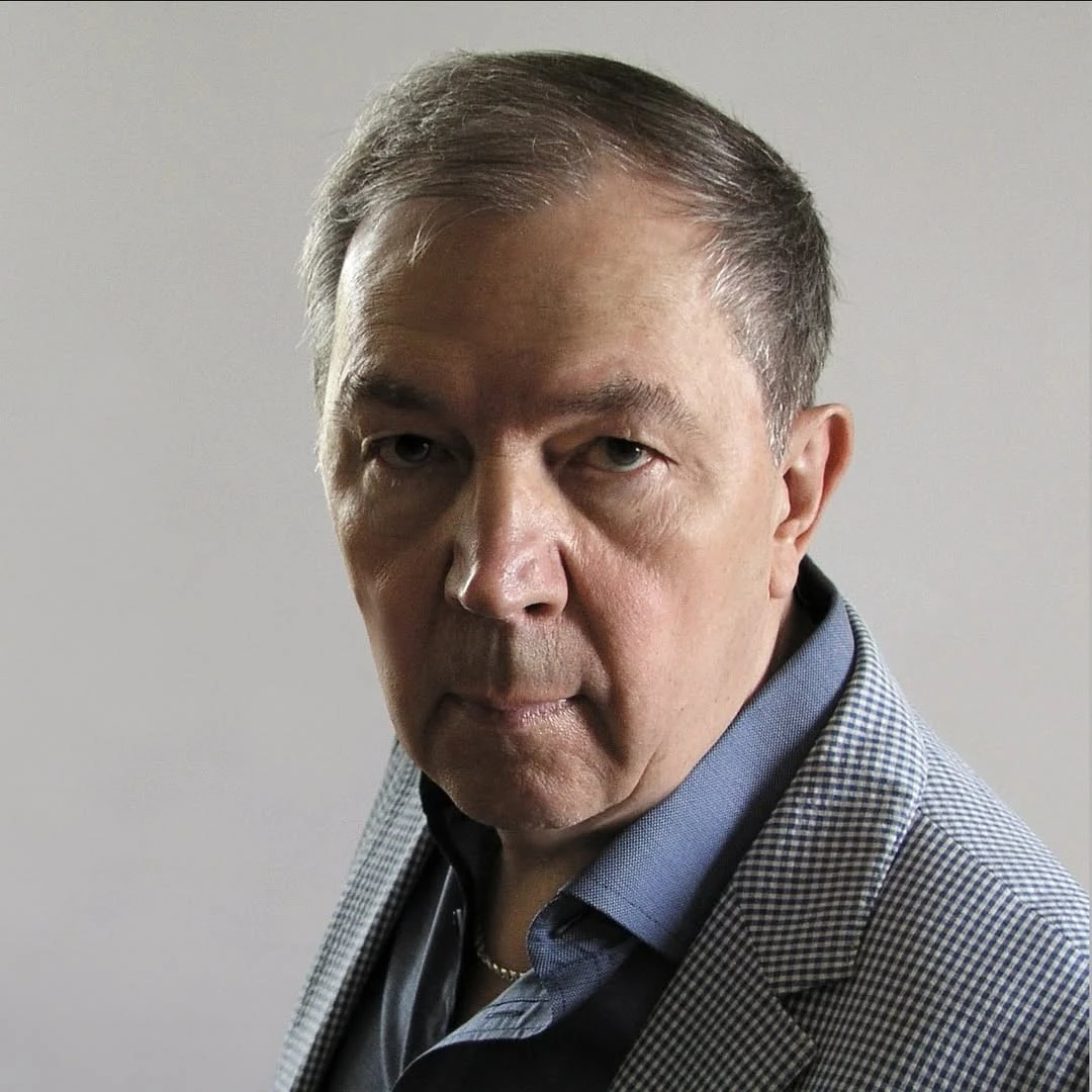 Олександр Левадний отримав довічну стипендію від Президента України