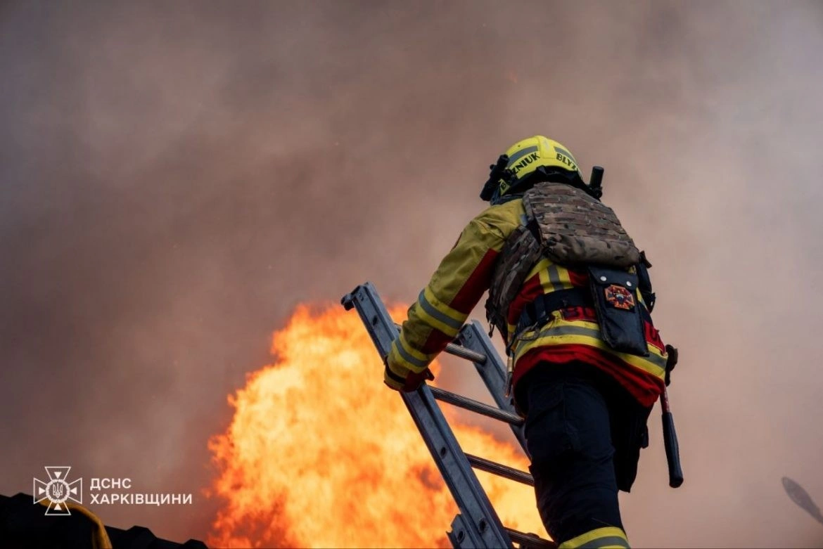 Понад 95 годин тривог та знищення цивільних об’єктів: наслідки тижневих російських атак на Харків Понад 95 годин тривог та знищення цивільних об’єктів: наслідки тижневих російських атак на Харків